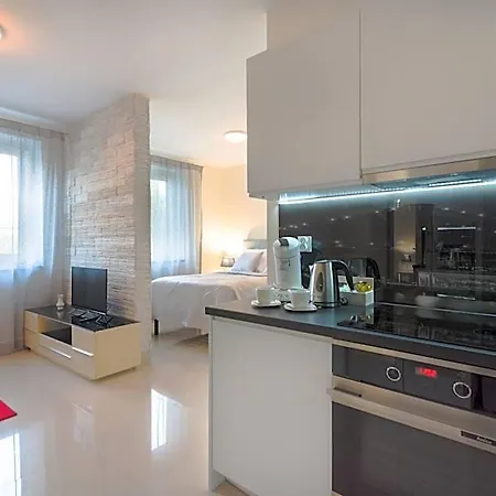 Hotel apartamentowy Koroni Raszyn