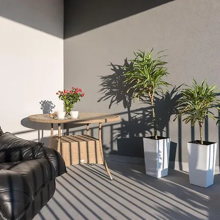 Koroni Aparthotel Raszyn