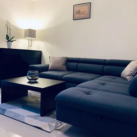 Koroni Aparthotel Raszyn