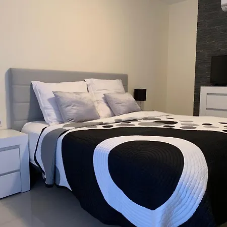 Lejlighedshotel Koroni Raszyn