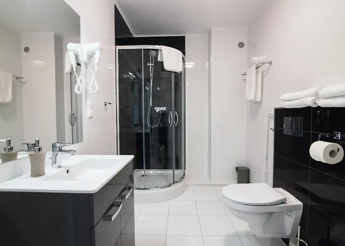 Aparthotel Koroni Raszyn